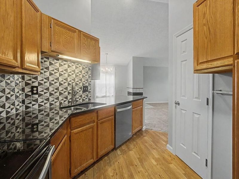4999 Softwood Court , Westerville, OH 43081 Photo 7