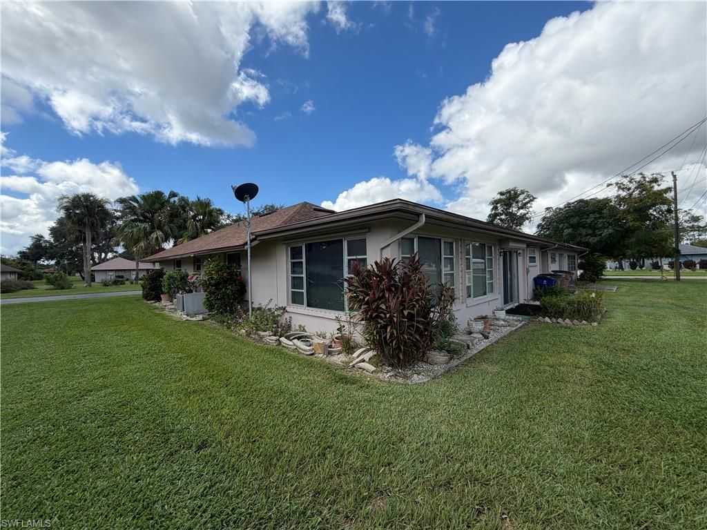 243 Thistle Ct, Lehigh Acres, FL 33936 Photo