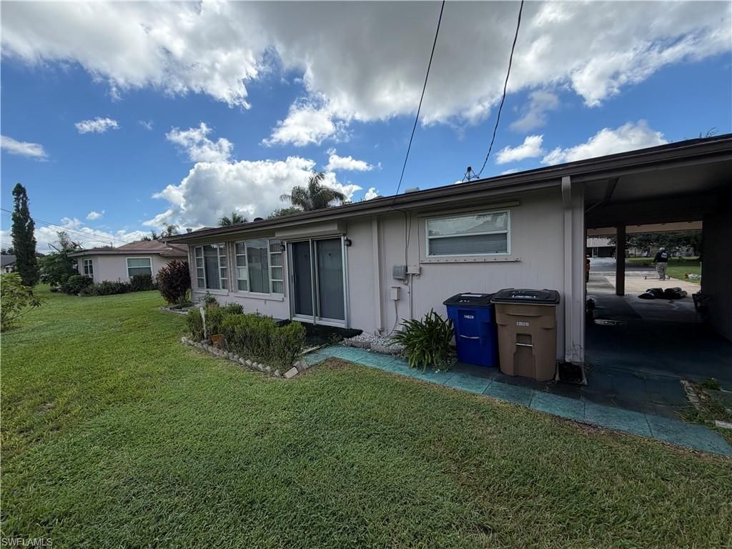 243 Thistle Ct, Lehigh Acres, FL 33936 Photo