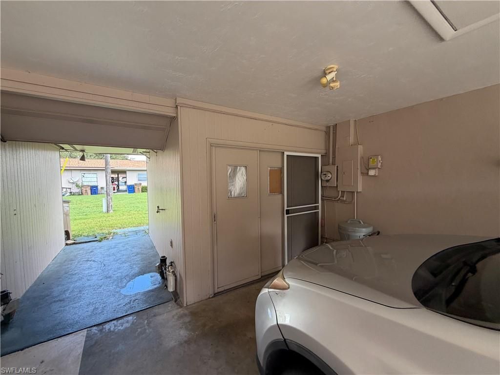 243 Thistle Ct, Lehigh Acres, FL 33936 Photo