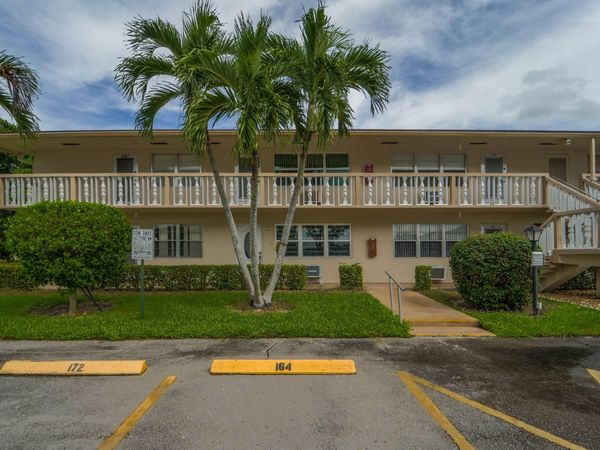 173 KENT J, West Palm Beach, FL 33417
