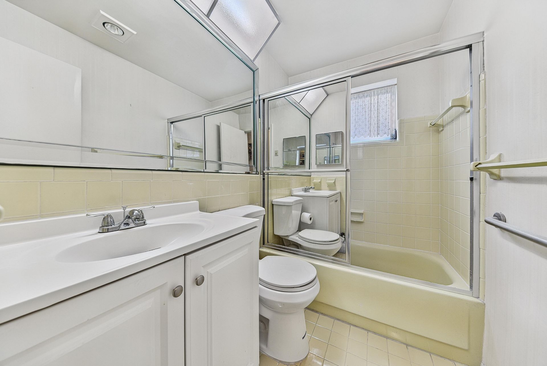 5717 NW 65th Way, Tamarac, FL 33321 Photo