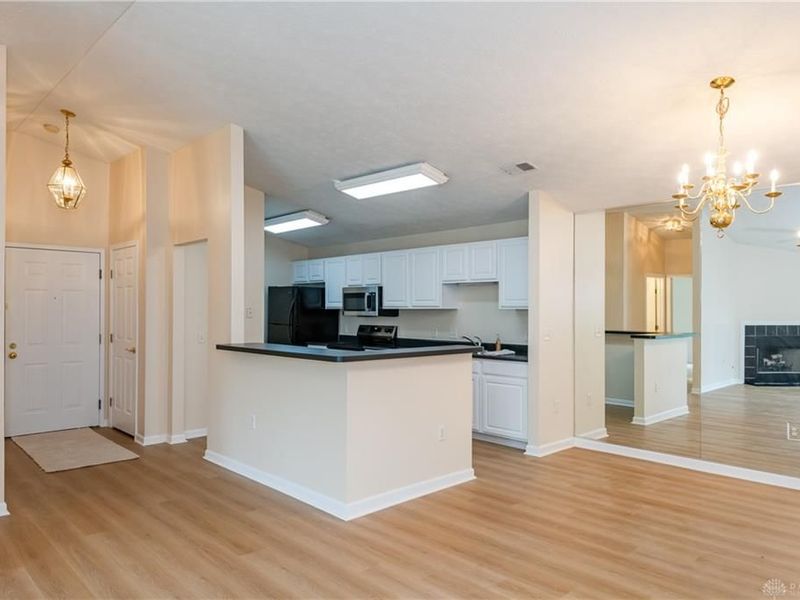 2640 Netherland, Unit 206, Beavercreek, OH 45431 Photo 9