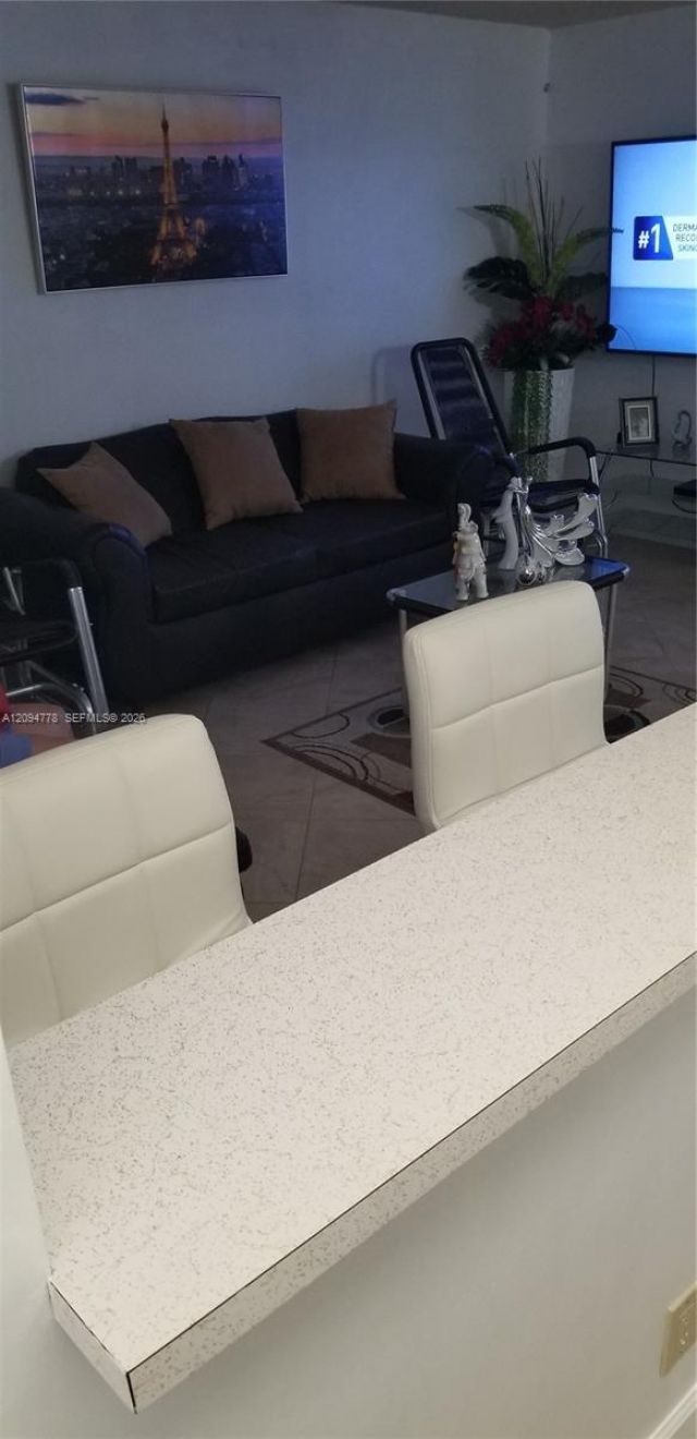 5300 Washington St , Unit H233, Hollywood, FL 33021 Photo