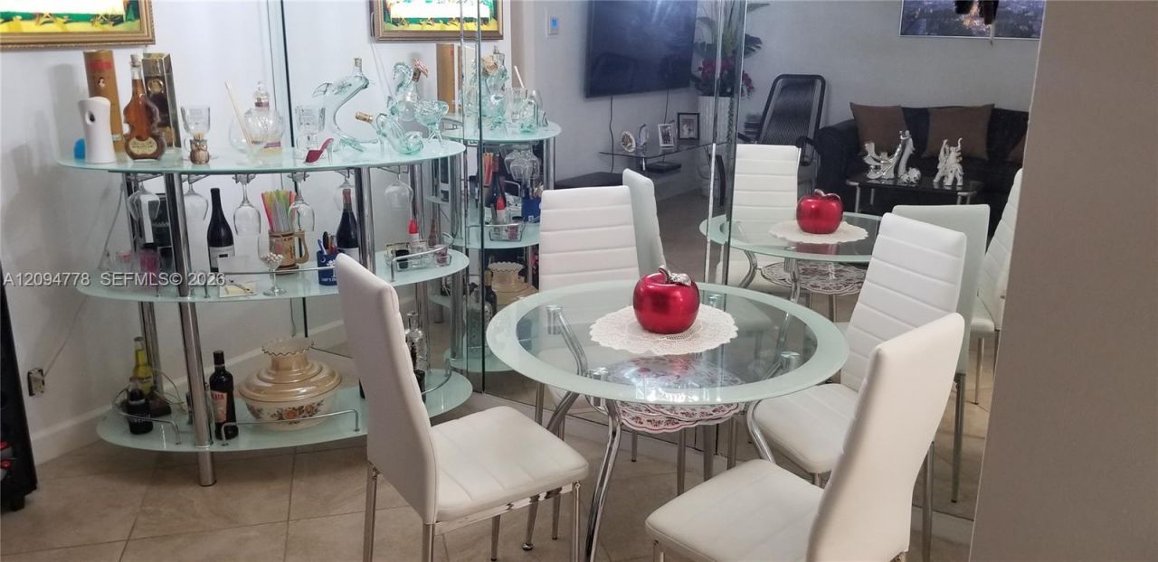 5300 Washington St , Unit H233, Hollywood, FL 33021 Photo