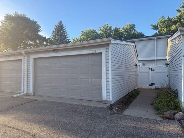 7608 Hampshire Avenue N, Brooklyn Park, MN 55428