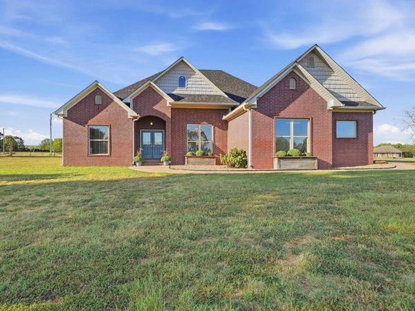 7 S Charles Road, Vilonia, AR 72173