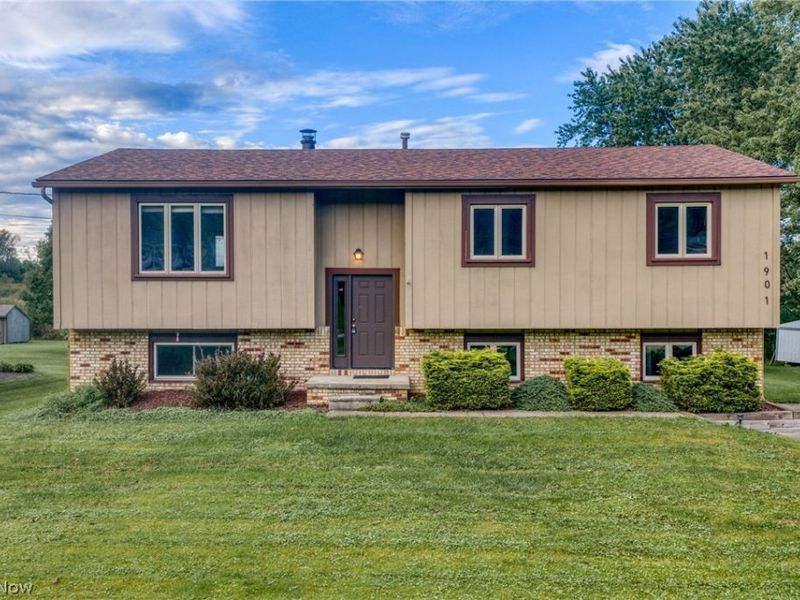 1901 Pleasant Valley Road , Streetsboro, OH 44241 Photo 1