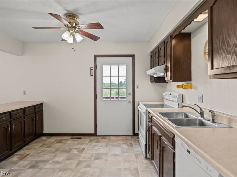 1901 Pleasant Valley Road , Streetsboro, OH 44241 Photo 14