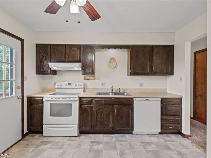 1901 Pleasant Valley Road , Streetsboro, OH 44241 Photo 15
