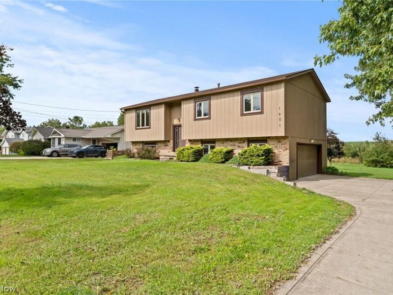 1901 Pleasant Valley Road , Streetsboro, OH 44241 Photo 2