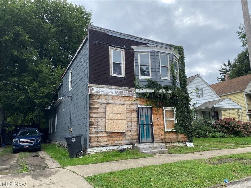 3661 E 59th Street, Cleveland, OH 44105 Photo 2