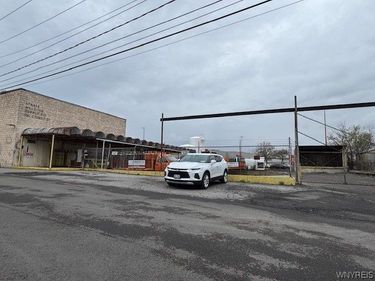101 Comet Avenue, Buffalo, NY 14216