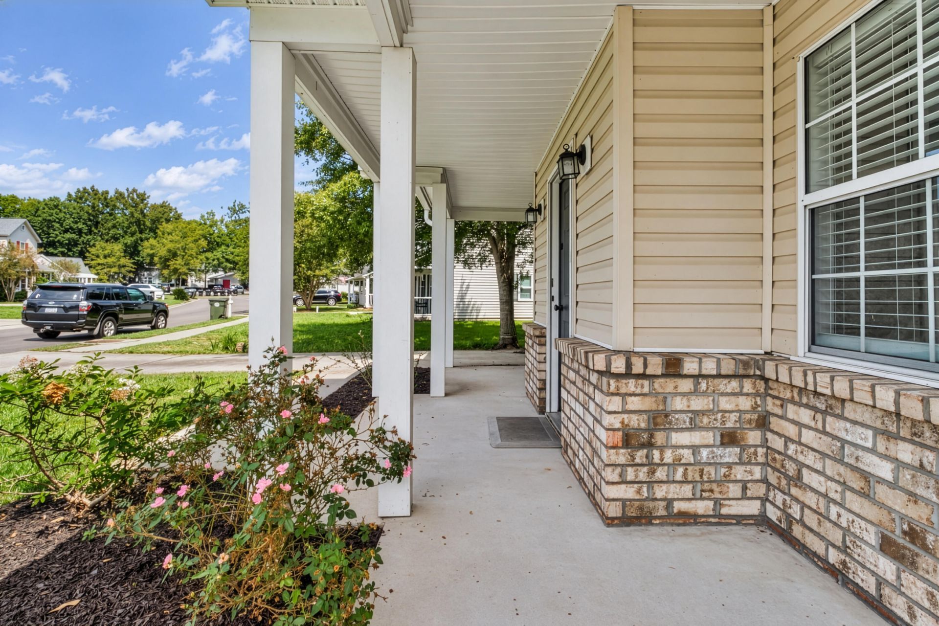 42 Woodleaf Court Photo 11