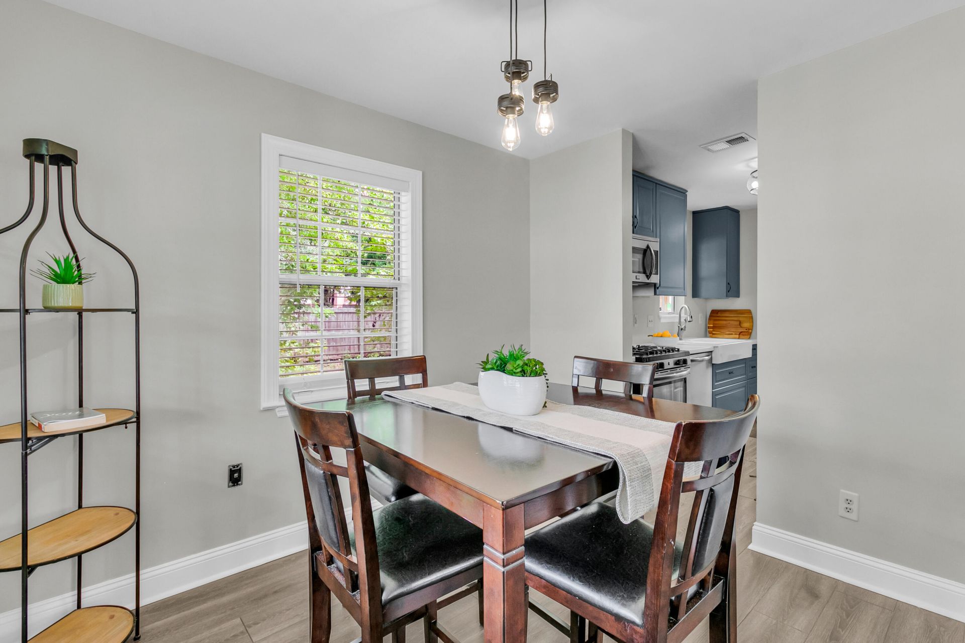 42 Woodleaf Court Photo 20