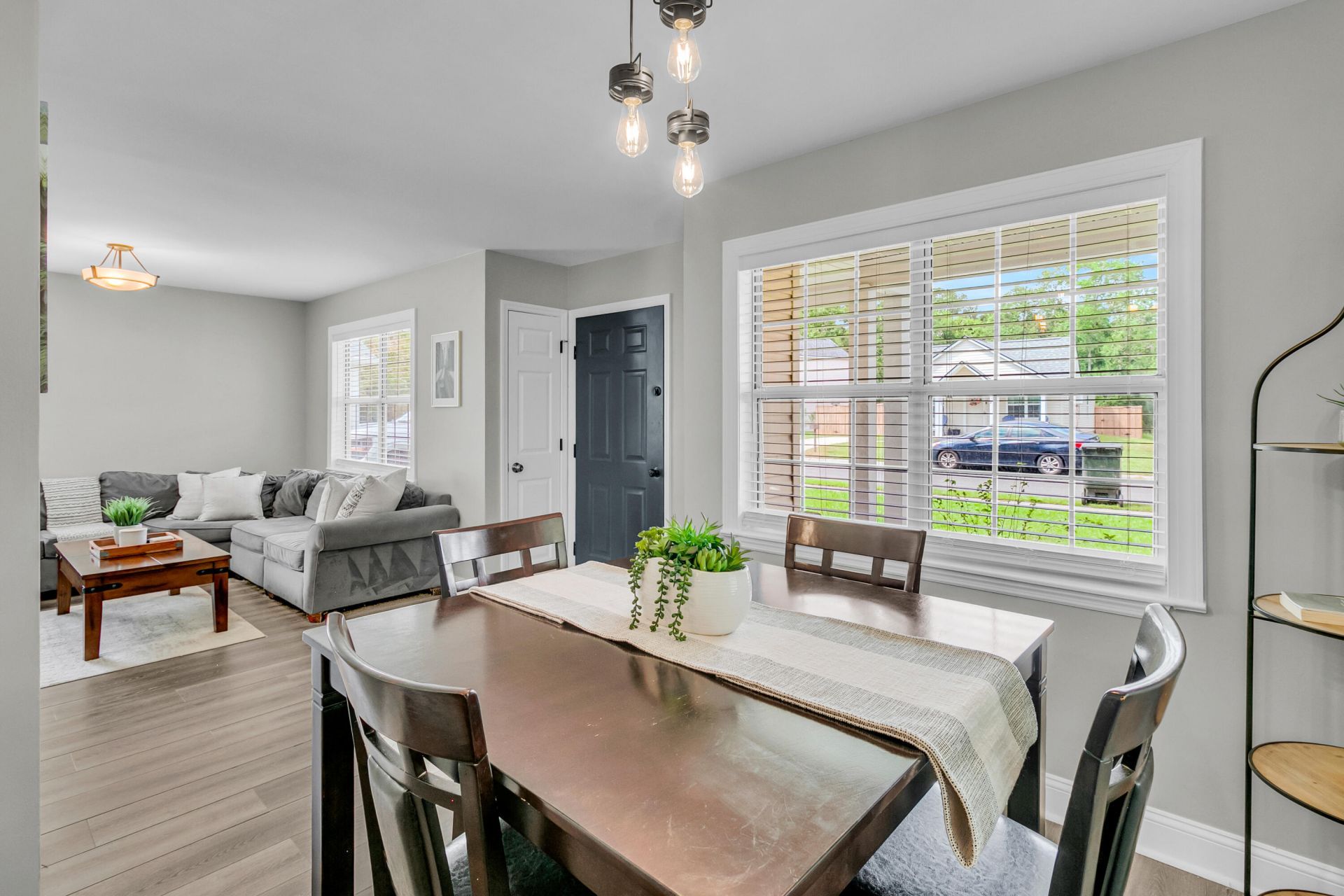 42 Woodleaf Court Photo 21