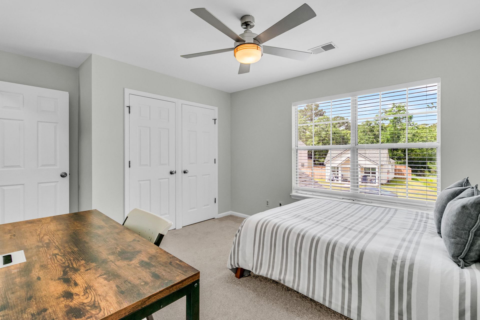 42 Woodleaf Court Photo 34