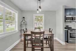 42 Woodleaf Court photo 4