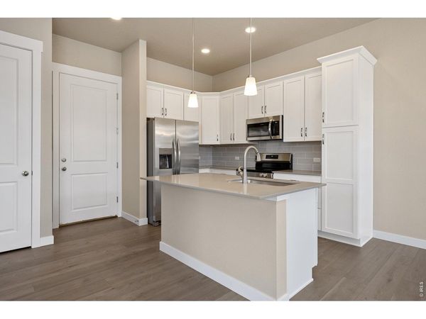 420 High Point Dr, Unit 104, Longmont, CO 80504
