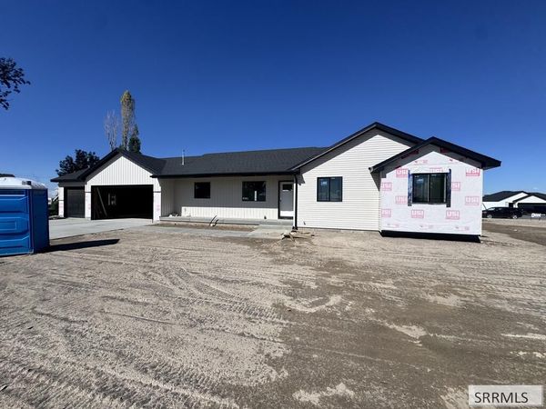 392 Oak Street, SHELLEY, ID 83274