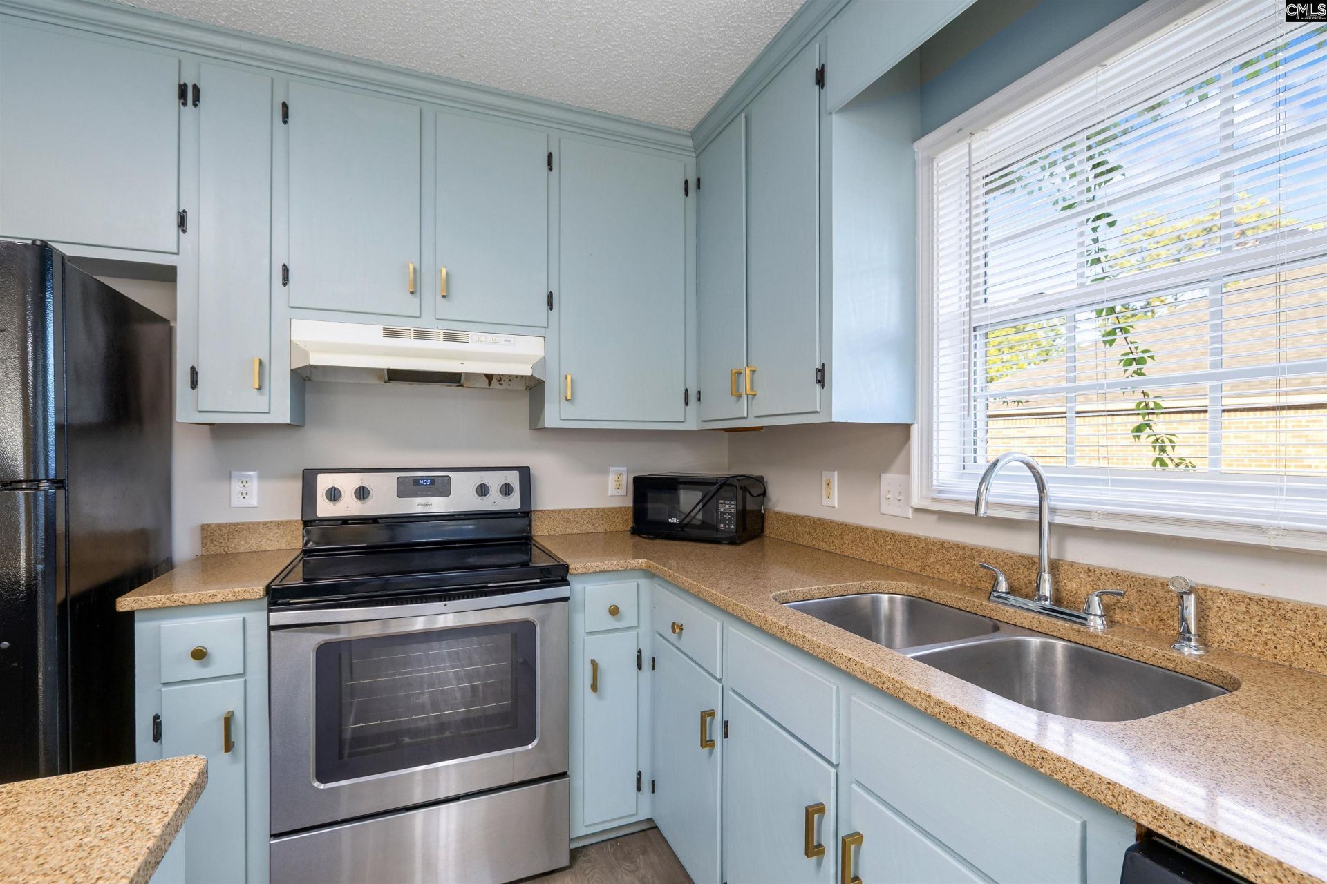 2207 Darmouth Drive  Photo 4