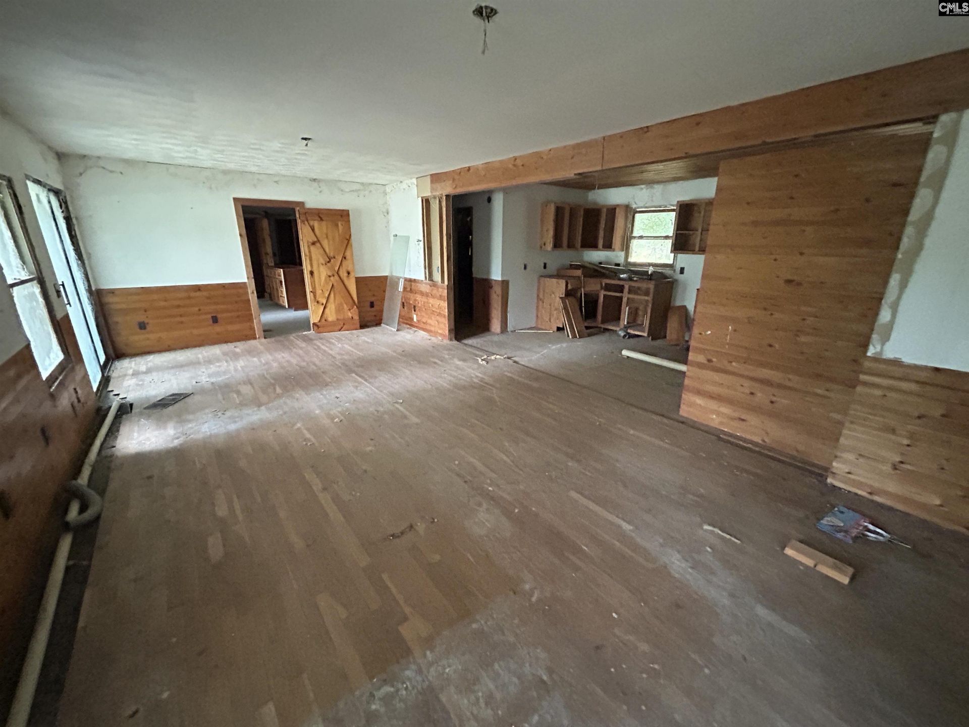 121 Northlake Drive  Photo 10
