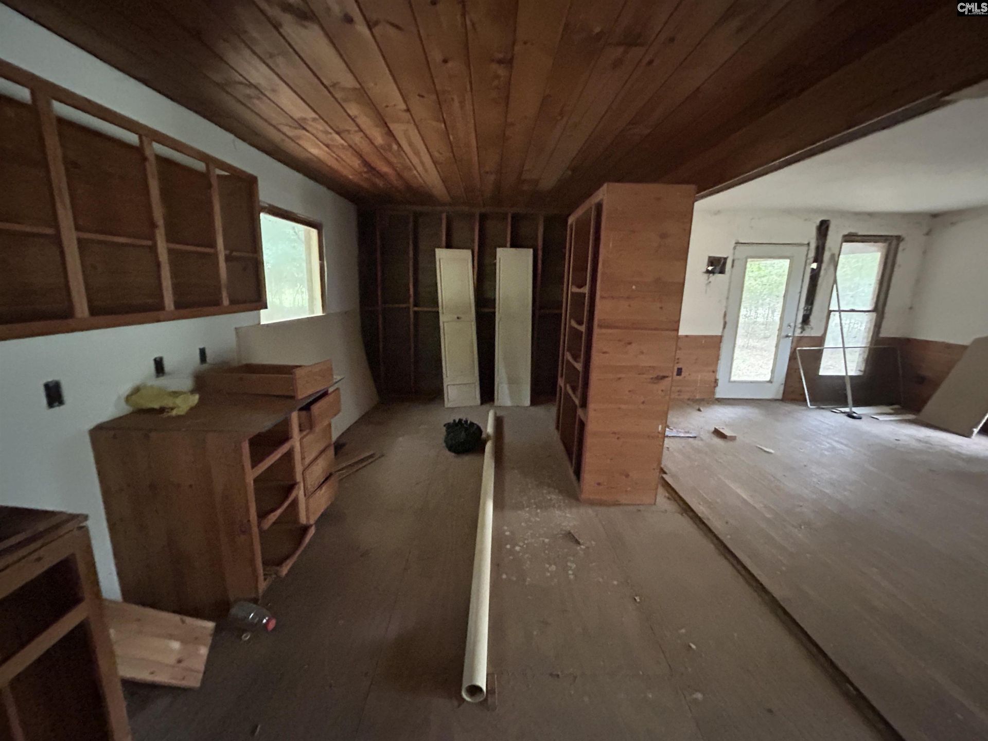 121 Northlake Drive  Photo 7