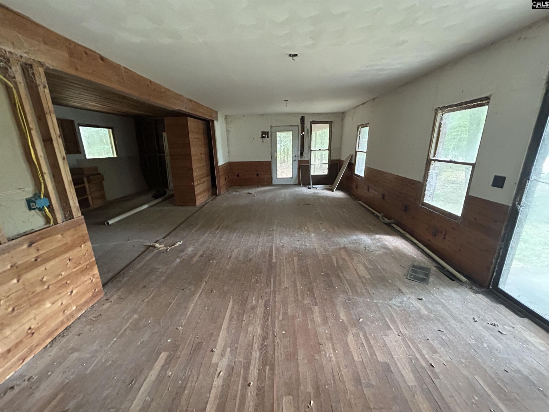 121 Northlake Drive  Photo 9