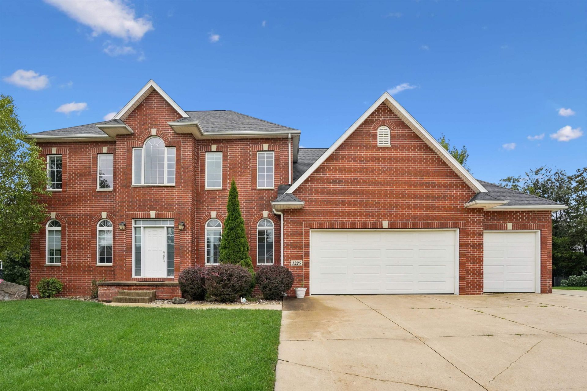 1225 Walters Pond Place, Cedar Falls, IA 50613 Main Photo