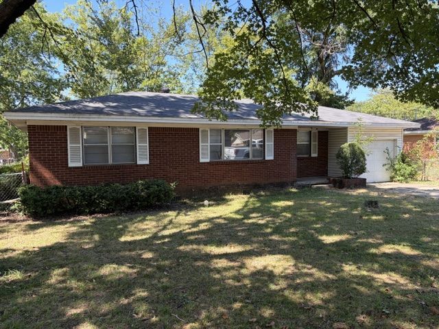 1414 S Boston Place, Russellville, AR 72801 Main Photo