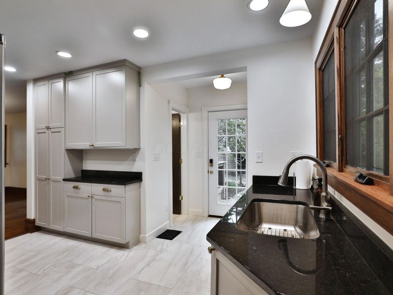 223 E Tulane Road, Columbus, OH 43202 Photo 21