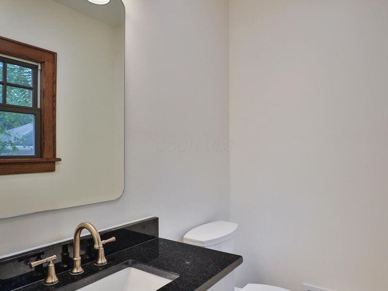 223 E Tulane Road, Columbus, OH 43202 Photo 24