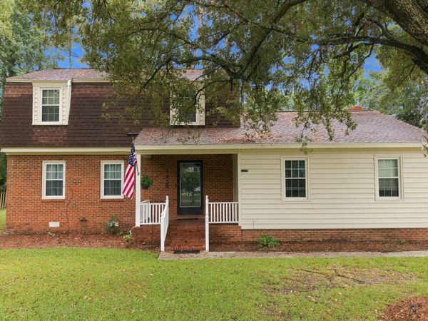 201 Evanswood Drive , Greenville, NC 27858
