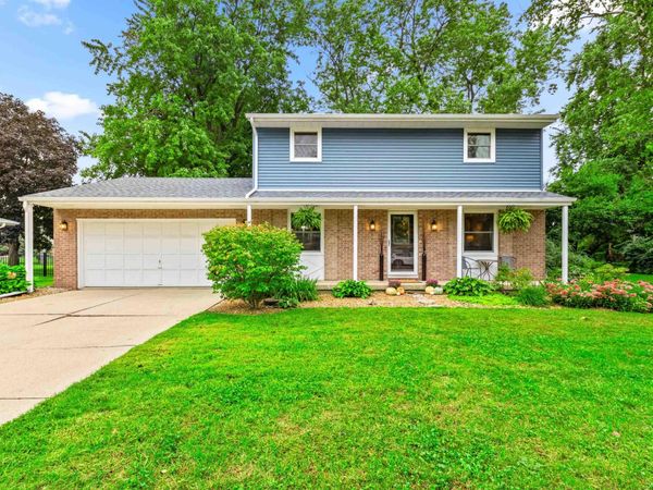 432 E FERNWOOD Street, Morton, IL 61550