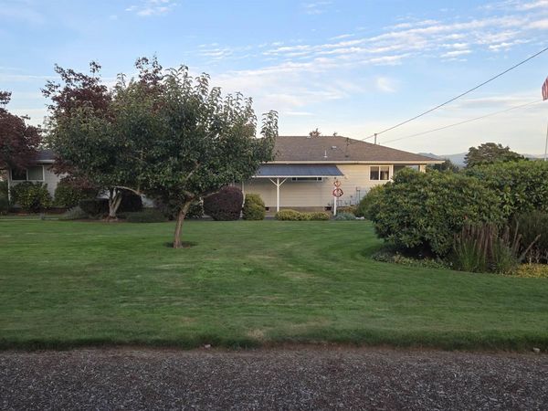 28033 Meridian Heights Lp, Sweet Home, OR 97386
