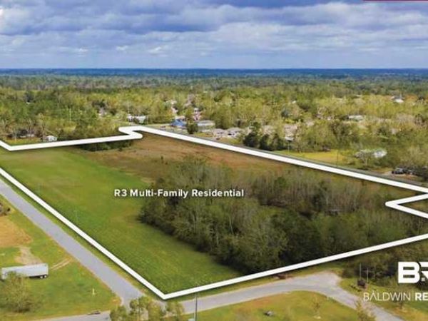 212 E Michigan Ave, Foley, AL 36535