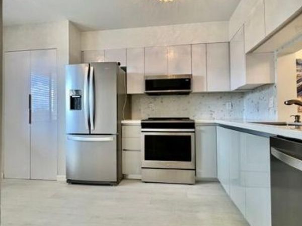6866 Huntington Lane, Unit 306, Delray Beach, FL 33446