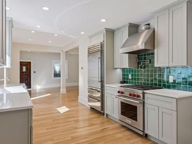 4525 Abbott Avenue S, Minneapolis, MN 55410