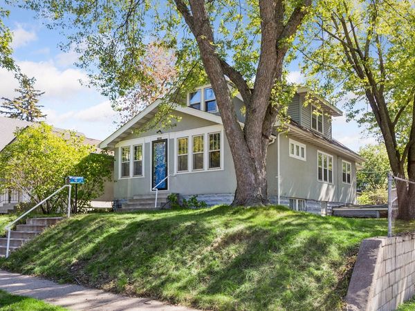 1960 Ivy Avenue E, Saint Paul, MN 55119