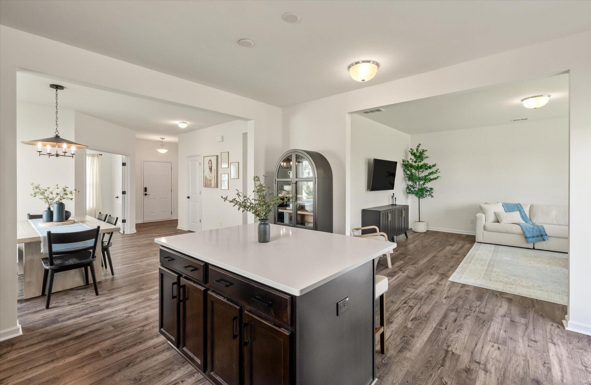 240 Surfbird Road Photo 10