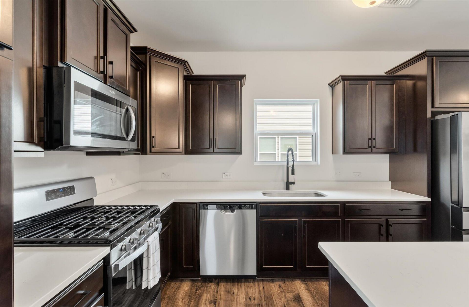 240 Surfbird Road Photo 9