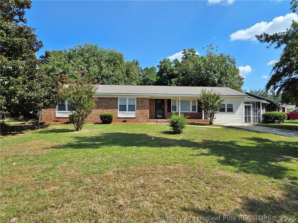 5512 Mesa Drive, Fayetteville, NC 28303 Main Photo