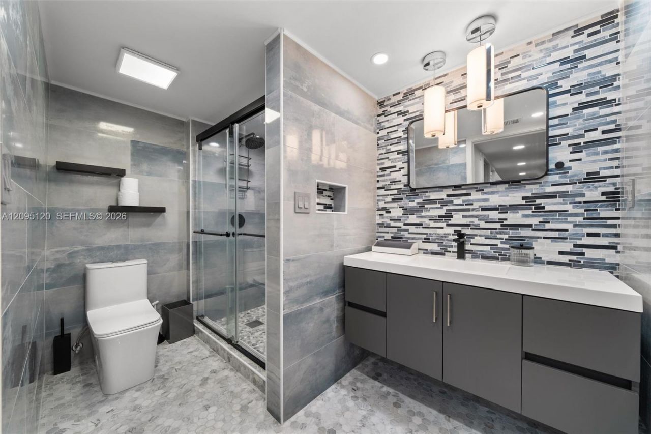 23200 Camino Del Mar , Unit 305, Boca Raton, FL 33433 Photo