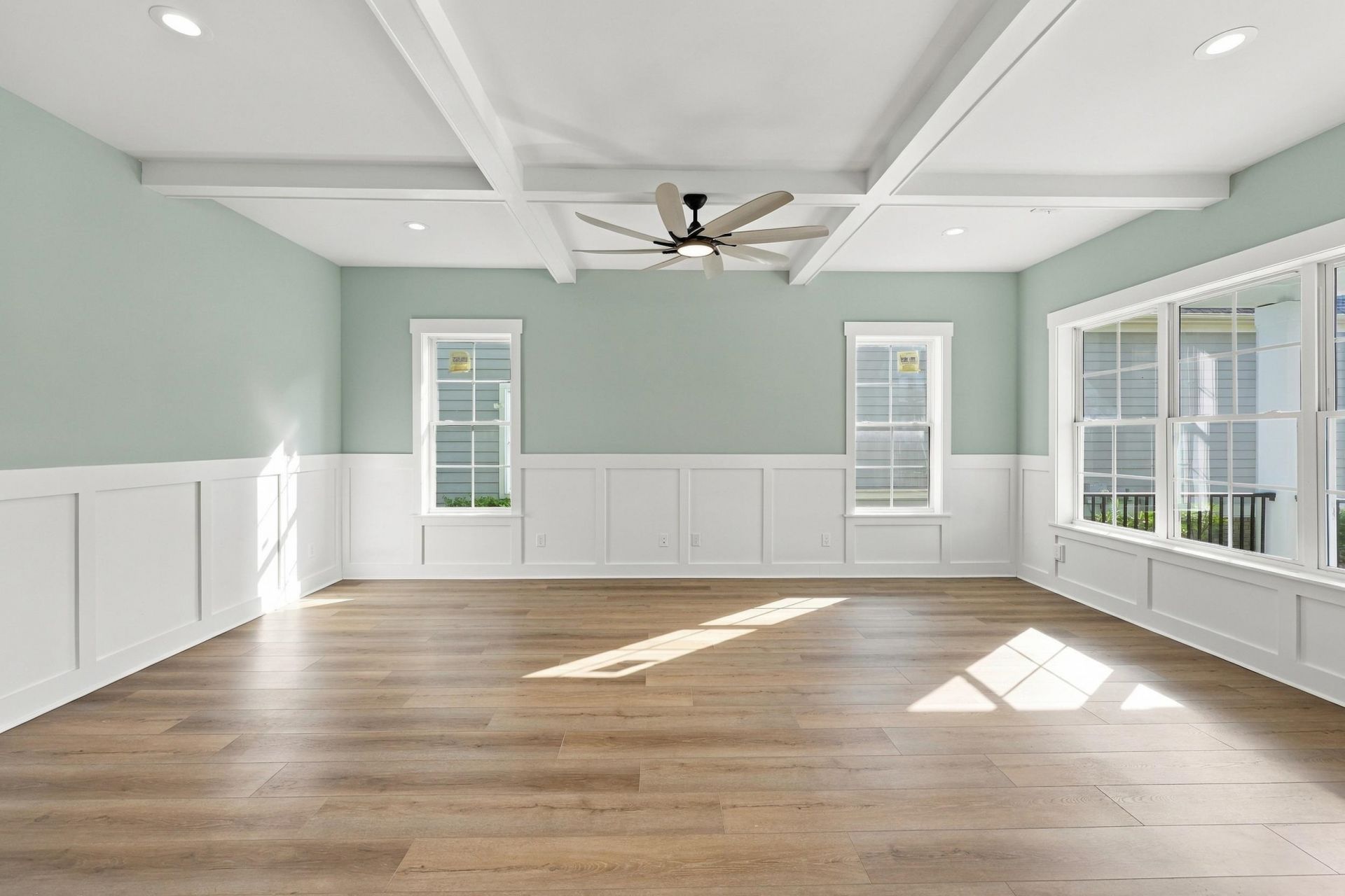 868 Crystal Water Way Photo 11