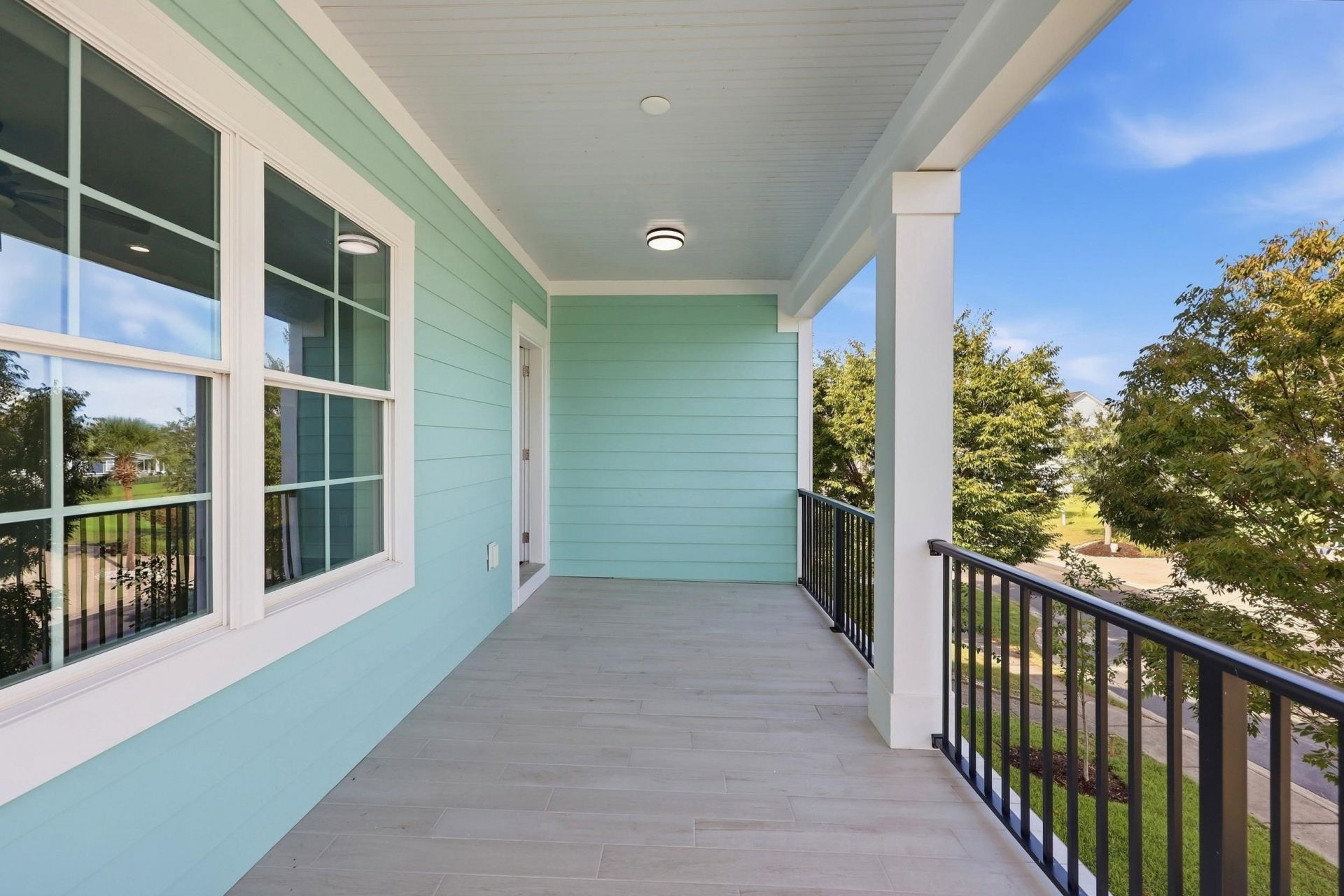 868 Crystal Water Way Photo 26