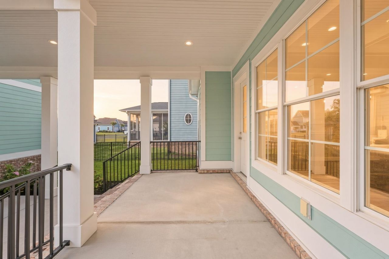 868 Crystal Water Way Photo 38