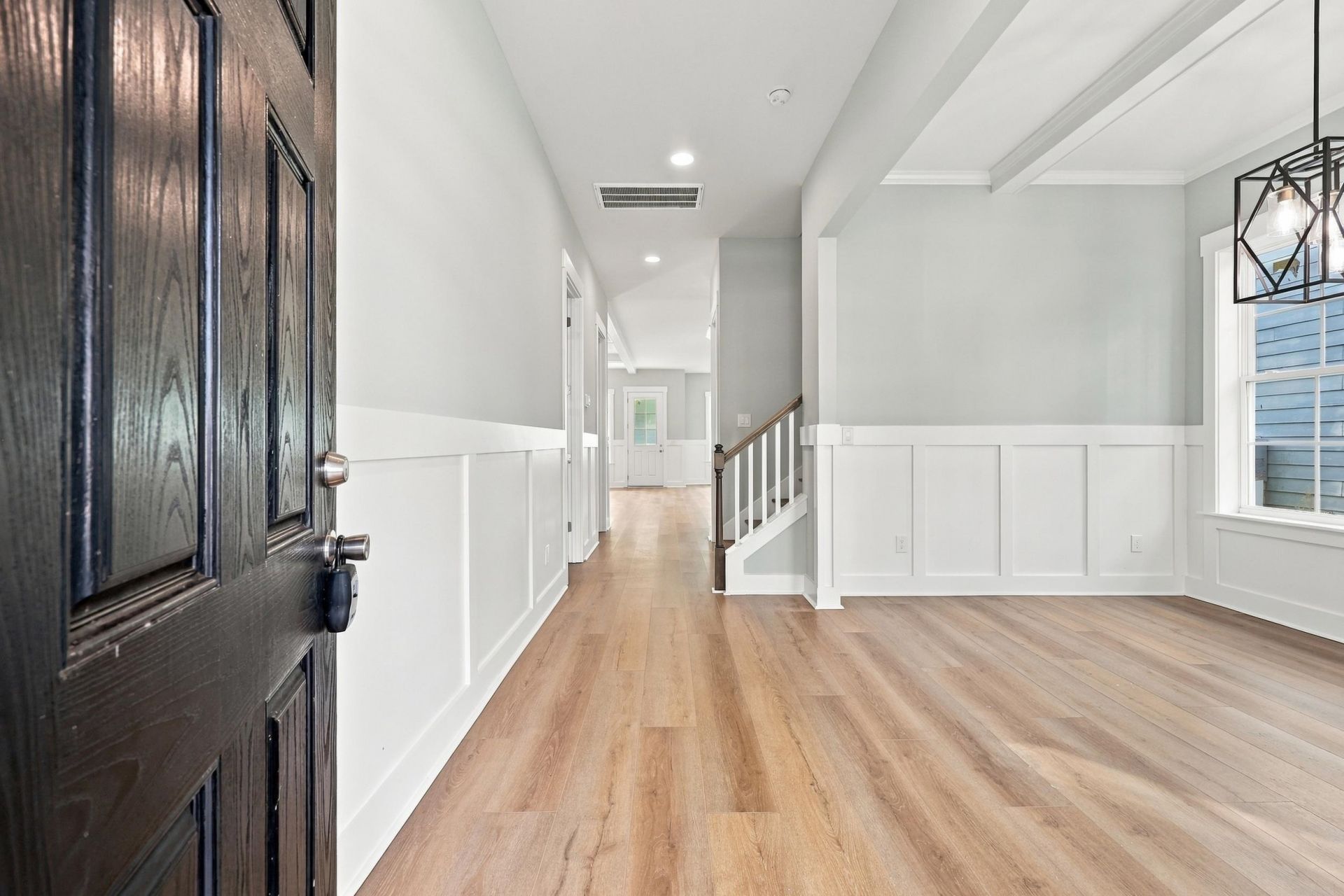 868 Crystal Water Way Photo 4