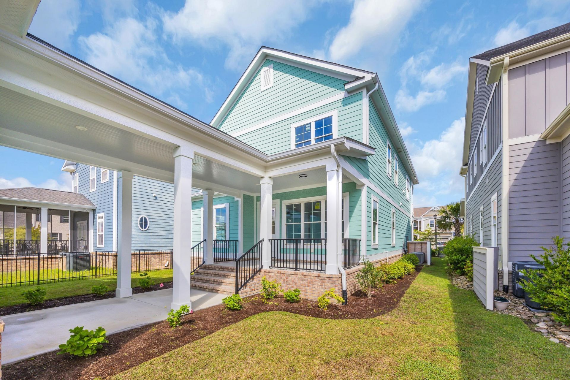 868 Crystal Water Way Photo 40