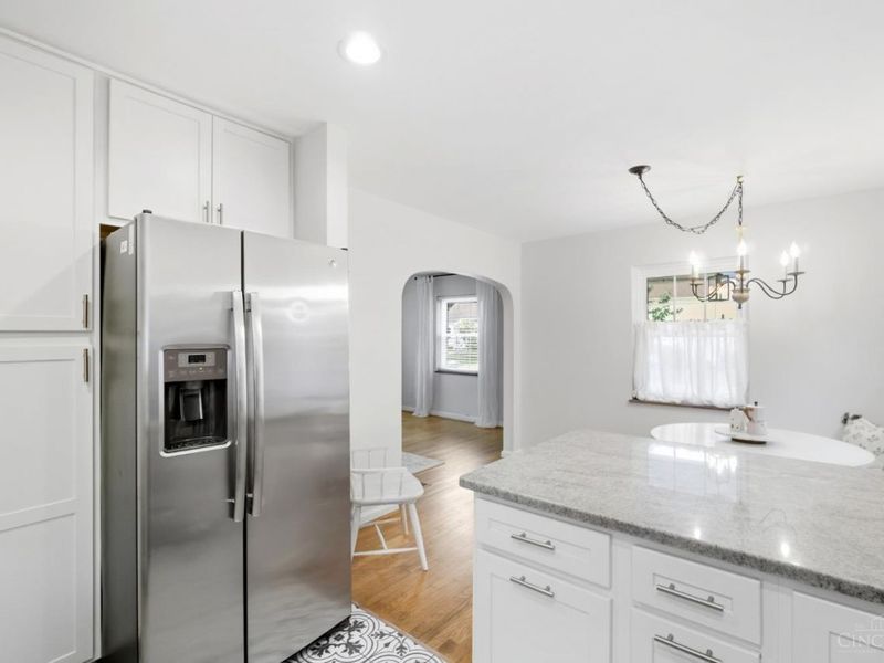 6989 Cambridge Avenue, Mariemont, OH 45227 Photo 14