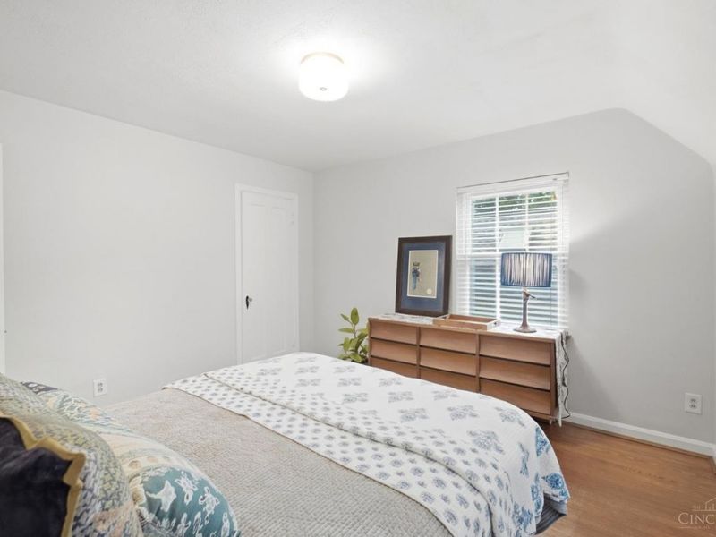 6989 Cambridge Avenue, Mariemont, OH 45227 Photo 17